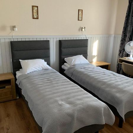 Keldrimaee Kuelalistemaja Bed & Breakfast Hiiumaa Екстериор снимка