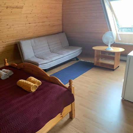 Keldrimaee Kuelalistemaja Bed & Breakfast Hiiumaa Екстериор снимка
